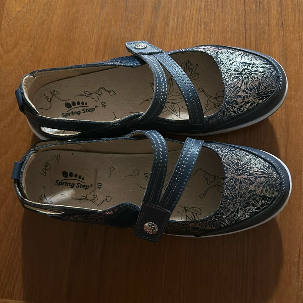Blue and gold, Spring Step, size 8.5/40